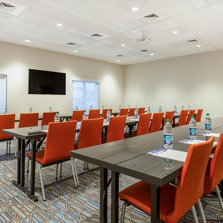 Holiday Inn Express & Suites - Ottawa By Ihg Exterior photo
