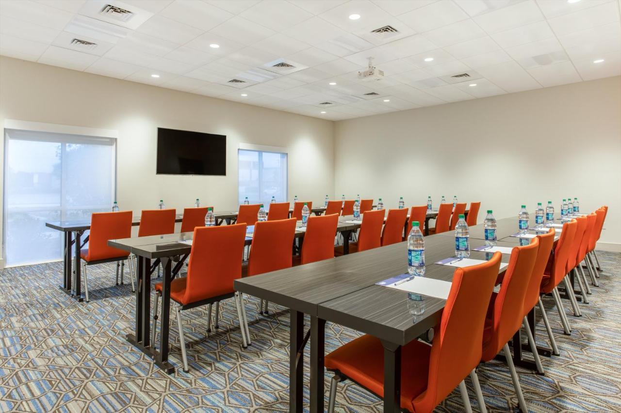 Holiday Inn Express & Suites - Ottawa By Ihg Exterior photo