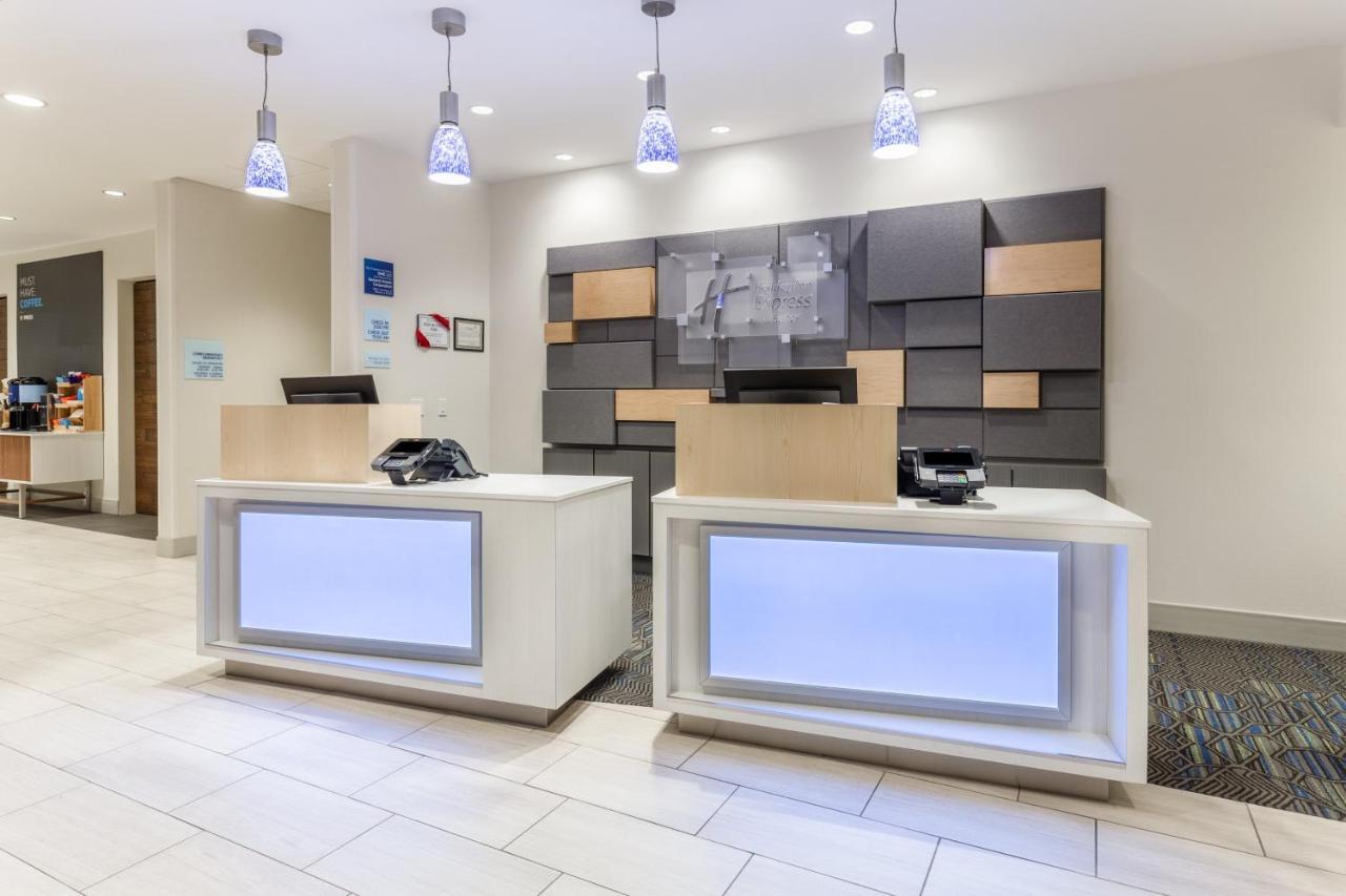 Holiday Inn Express & Suites - Ottawa By Ihg Exterior photo