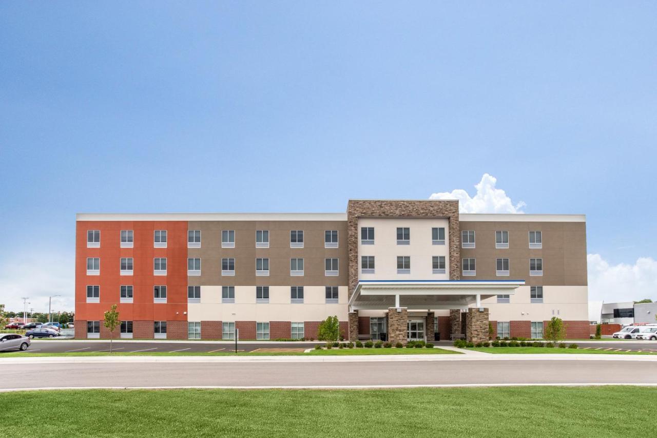 Holiday Inn Express & Suites - Ottawa By Ihg Exterior photo
