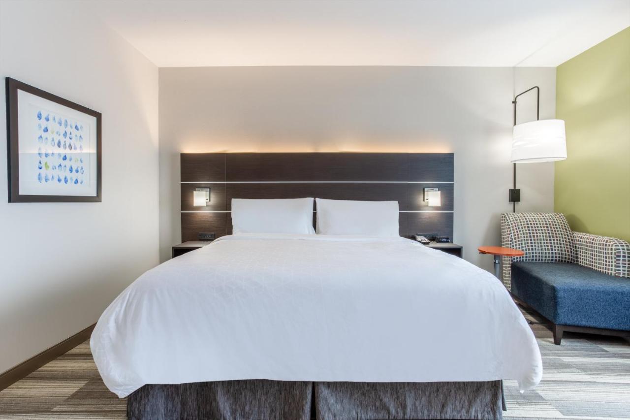 Holiday Inn Express & Suites - Ottawa By Ihg Exterior photo
